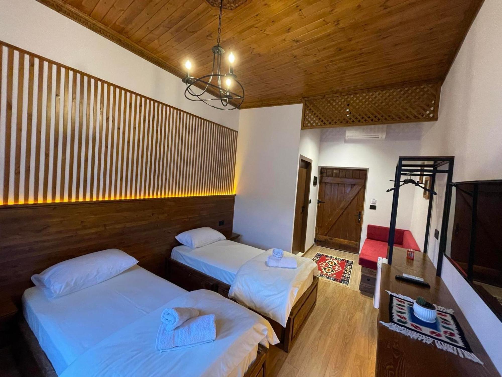 Grey Stone Hotel Gjirokaster Exterior photo