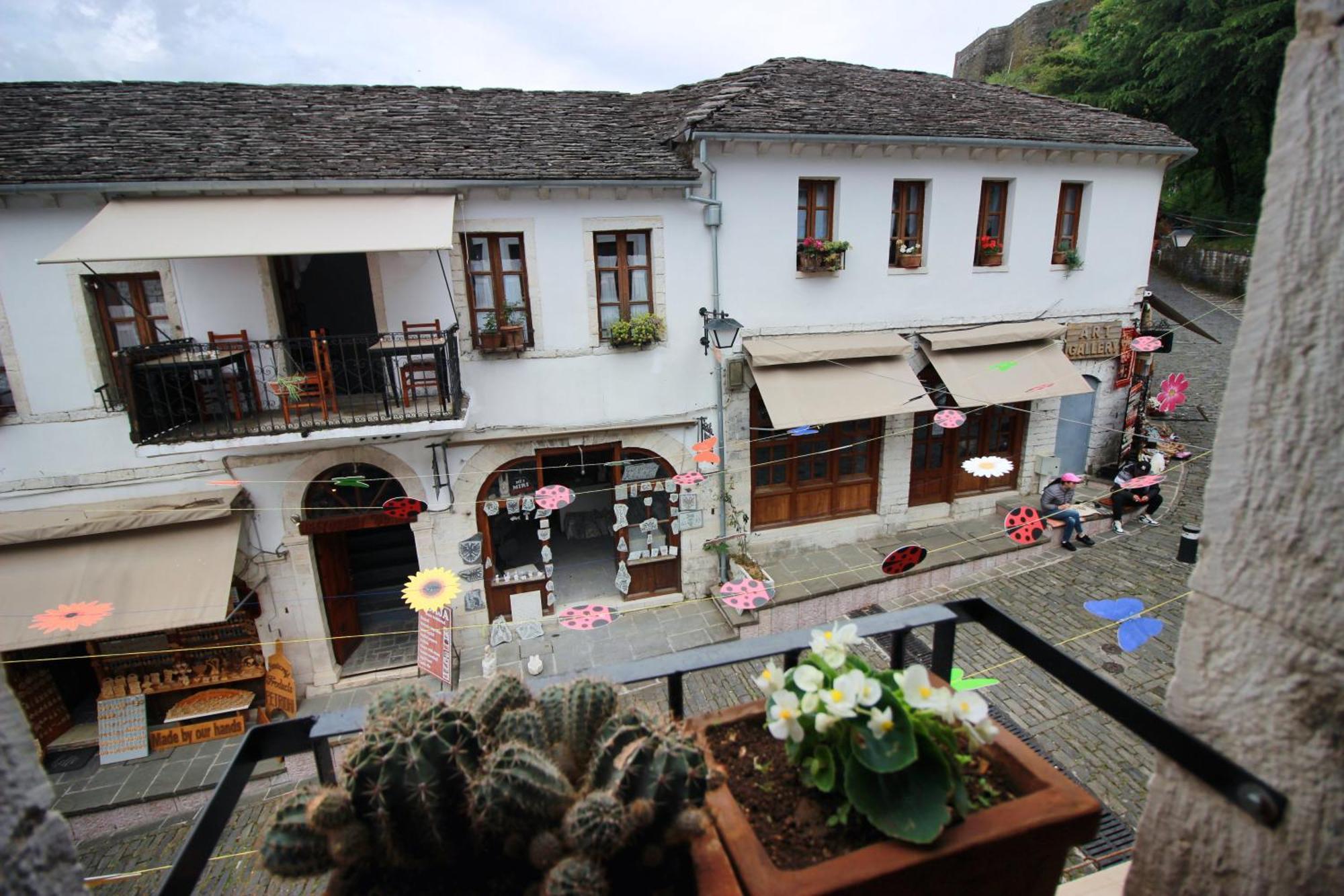 Grey Stone Hotel Gjirokaster Exterior photo